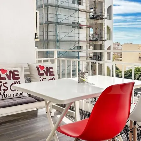 Apartment With Terrace Next To Port Of Malaga By Rems Exterior photo