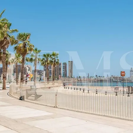 Apartment With Terrace Next To Port Of Malaga By Rems Exterior photo